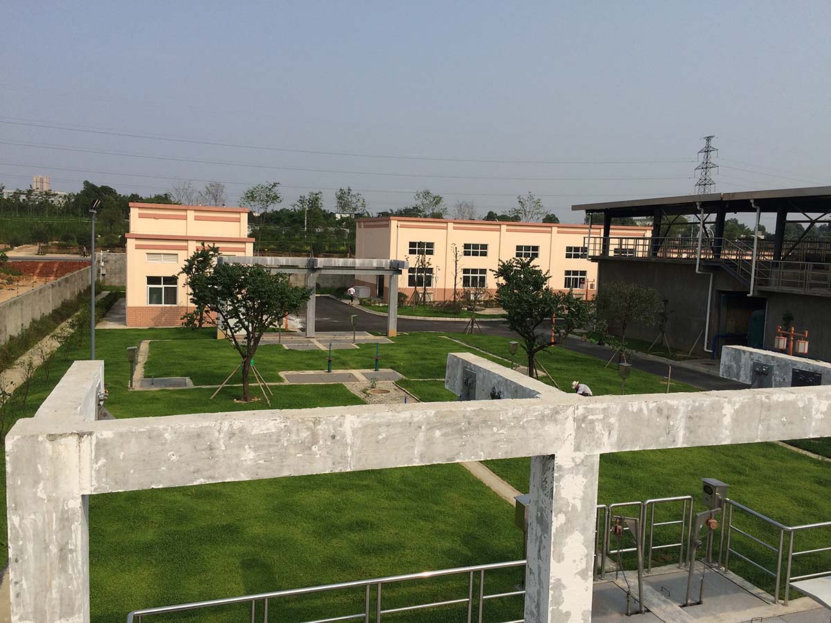 地下式排水池、排泥池.JPG